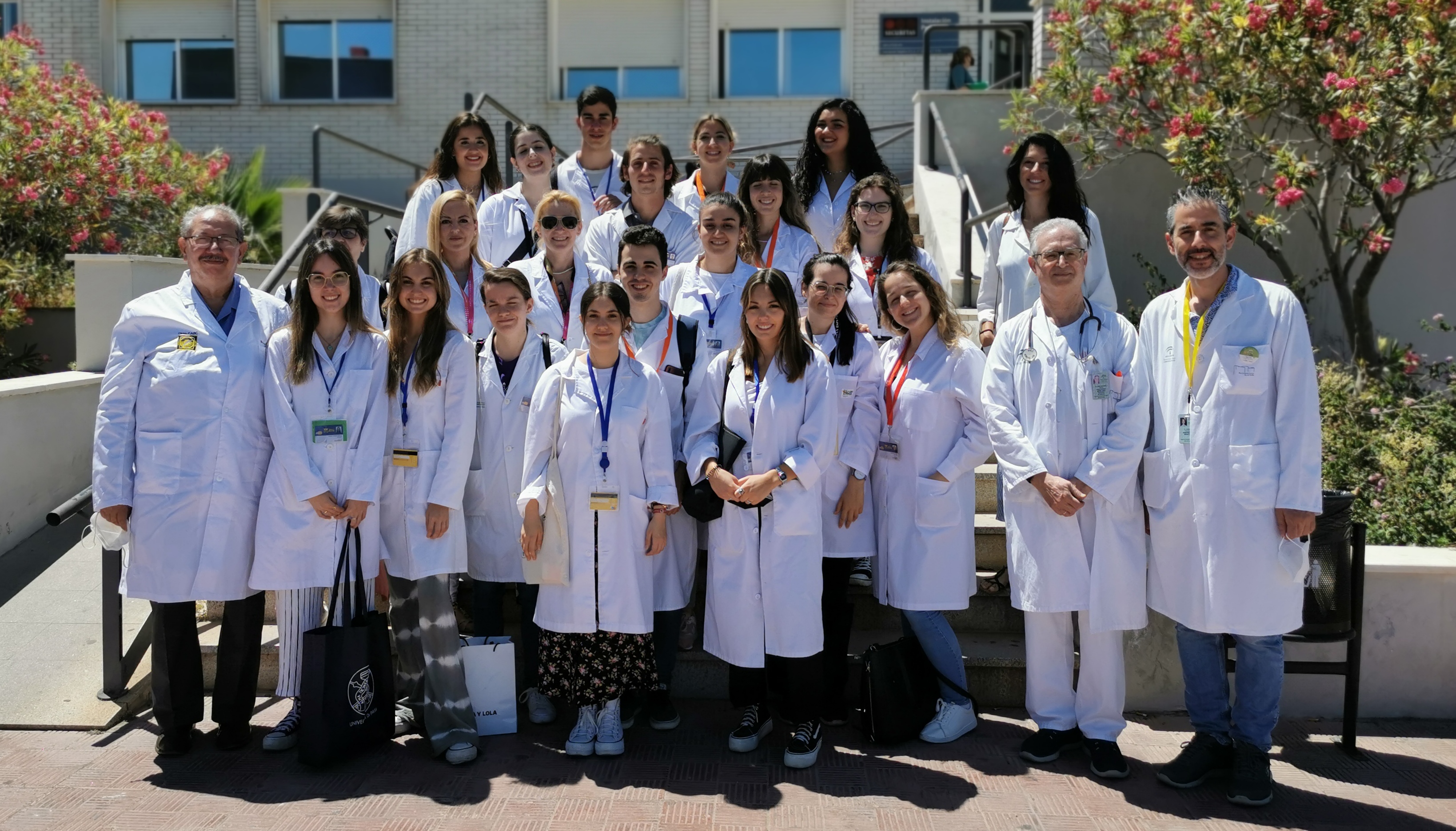 El servicio de Endocrinología y Nutrición del Hospital de Valme acoge la visita de alumnos de la Universidad Pablo de Olavide