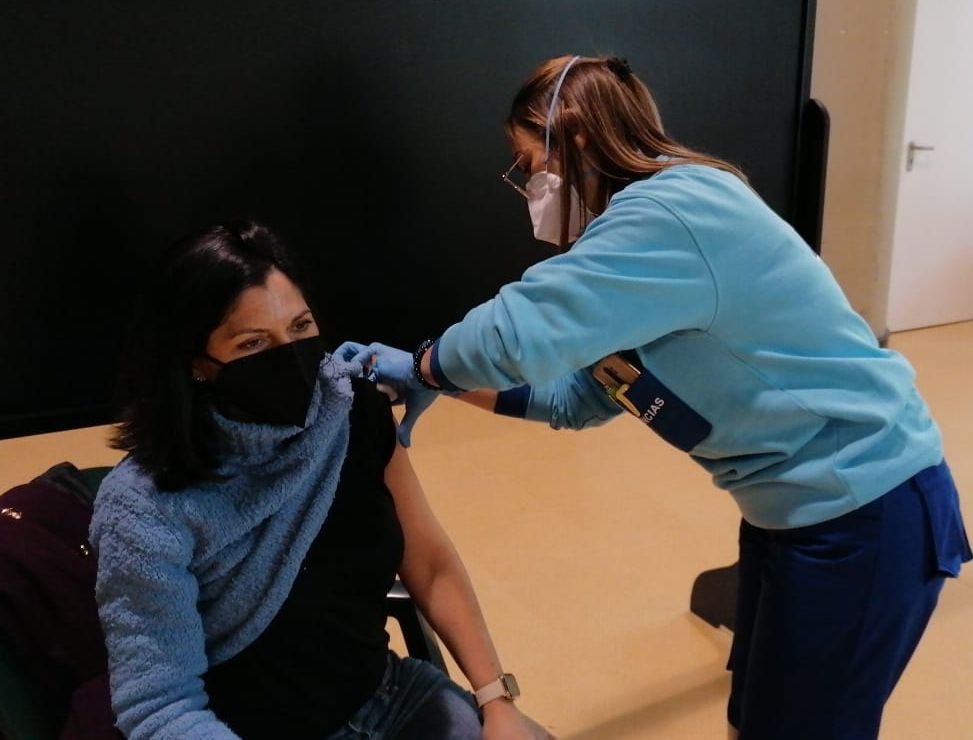 El Área de Gestión Sanitaria Sur de Sevilla activa tres puntos de apoyo externo para la vacunación Covid-19 El Área de Gestión Sanitaria Sur de Sevilla activa tres puntos de apoyo externo para la vacunación Covid-19