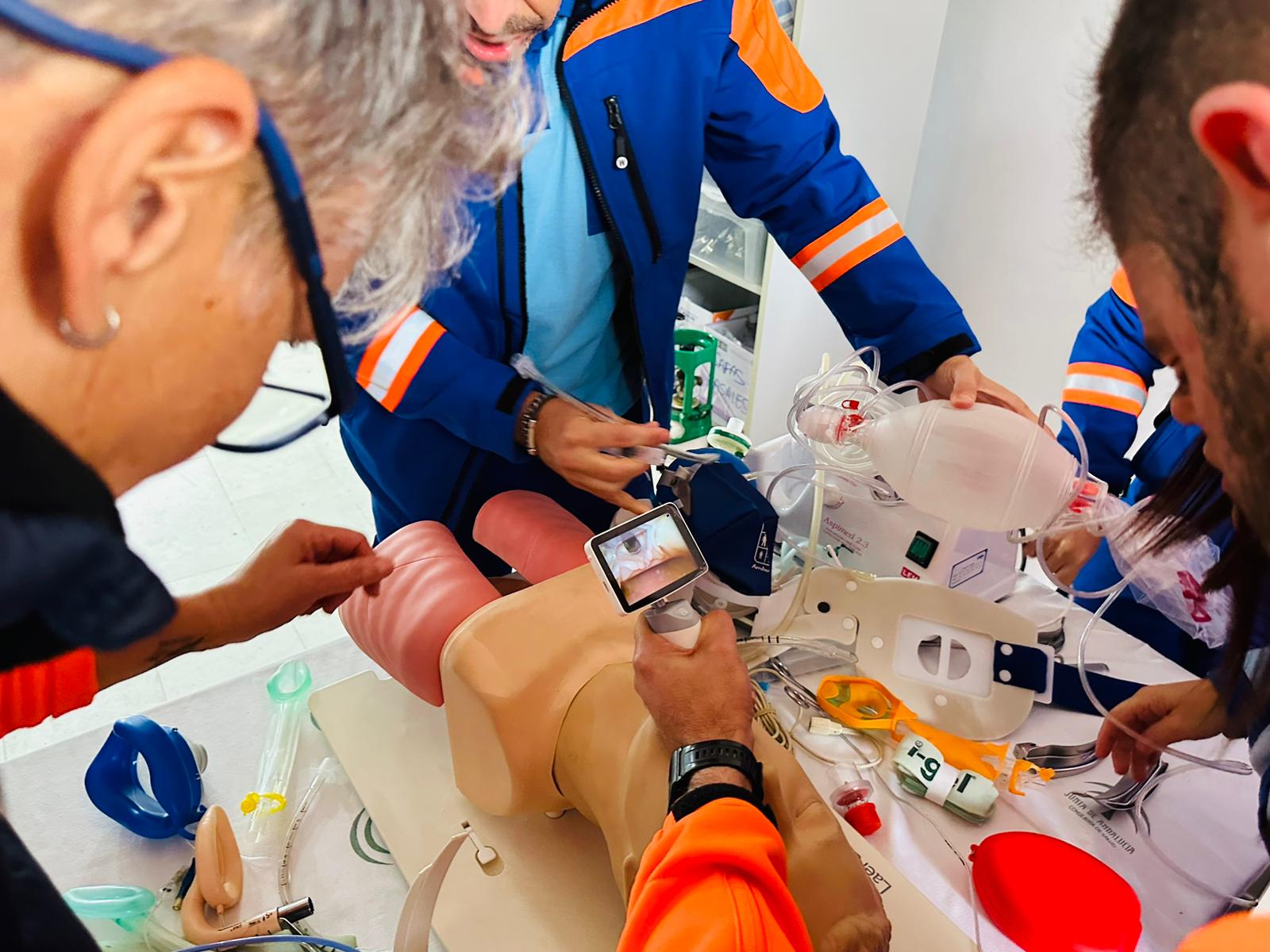 El SUAP del Área Sanitaria Sur de Sevilla perfecciona la formación de sus profesionales en trauma grave