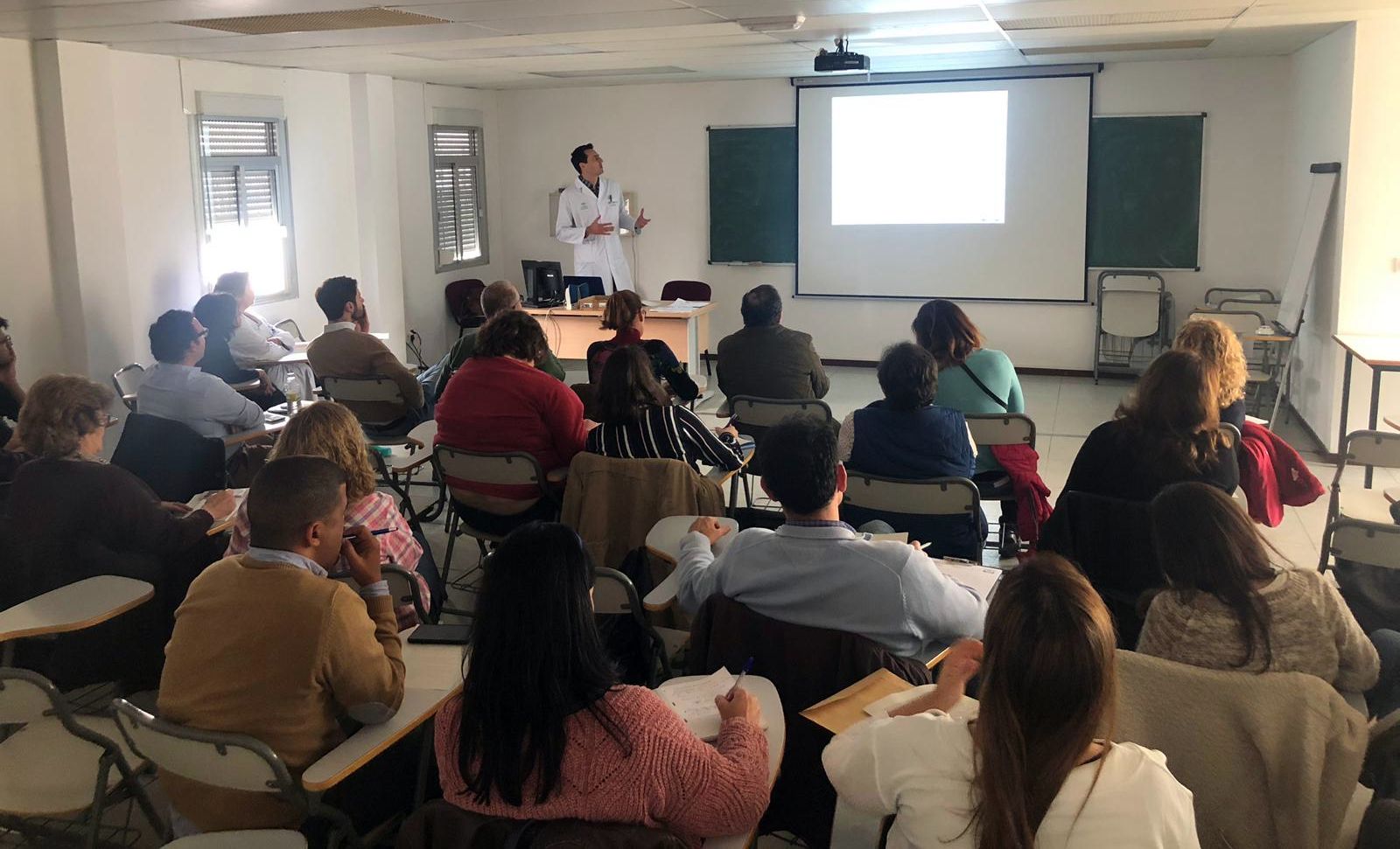 CURSO PROCTOLOGÍA CON APRIMARIA.jpg